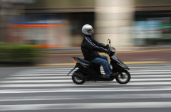 Безопасность управления мотоциклом, скутером, велосипедом