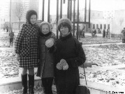 Участник фотоконкурса: Татьяна Тамаева. Место: Торговая площадь, 1986г.