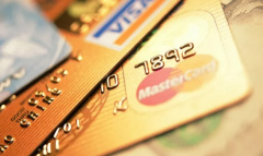 Банки будут обязаны сообщать клиенту о задолженности по кредитной карте после каждой операции