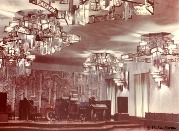 Участник фотоконкурса: Николай Владимирович Ковбасюк (фото из архива военных строителей). Интерьер танцевального зала Общественно-торгового центра,  1980-е гг.